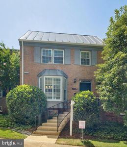 6725 Baron Rd, Mc Lean, VA, 22101