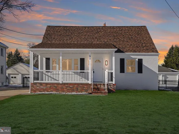 92 Leonard Ave, Hamilton, NJ 08610