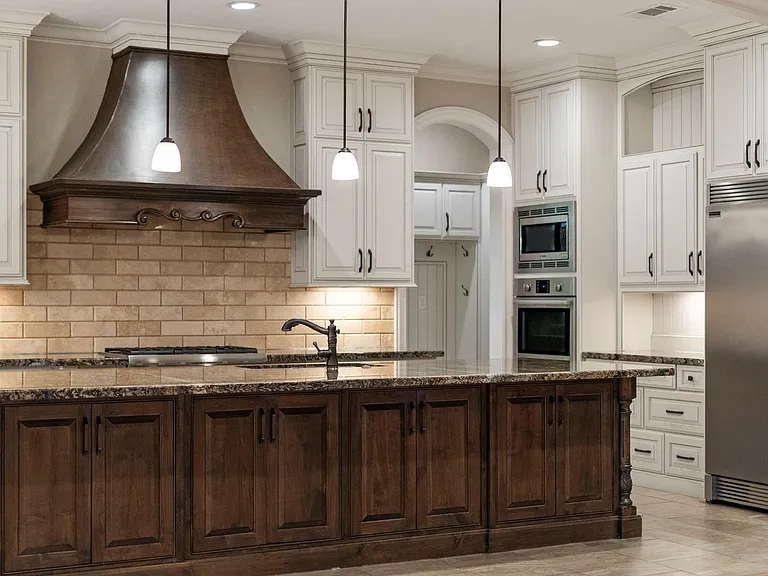 6806 Heron Dr — Photo 17