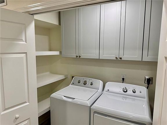 5th image of 4925 Yale St APT F