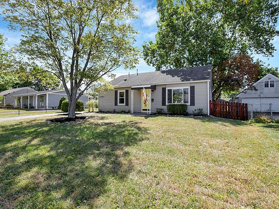 4th image of 7287 Saratoga Ave