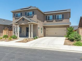 9008 Village Oaks Way, Shafter, CA 93263