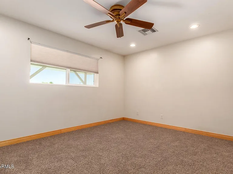 1608 W Inverness Dr — Photo 17