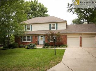 6808 W 98th St, Overland Park, KS 66212