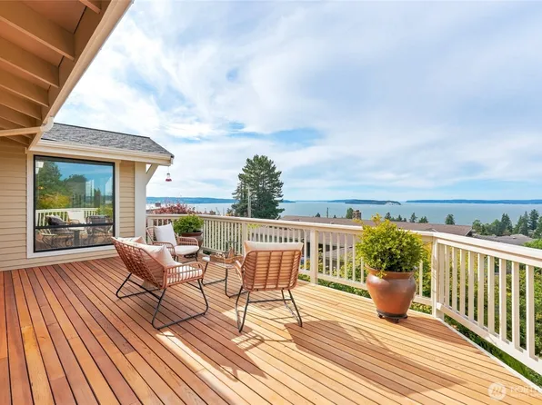 5017 33rd Avenue W, Everett, WA 98203