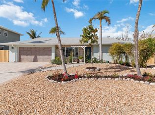 341 Jefferson Ct, Fort Myers Beach, FL 33931