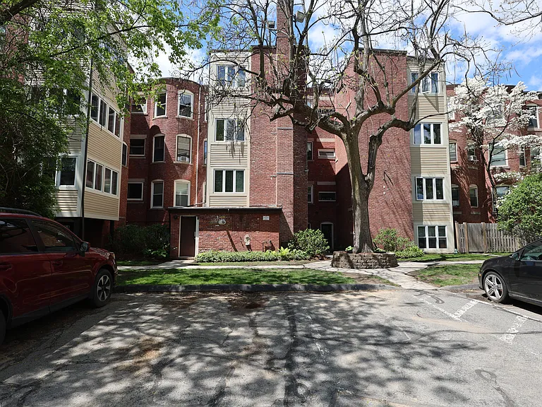 35 Saint Paul St #6 — Photo 13