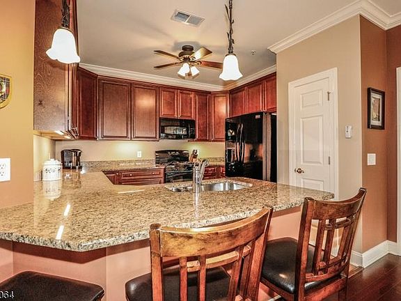 4th image of 4201 Enclave Cir
