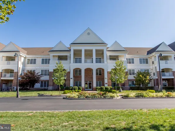 6101 Meridian Blvd, Warrington, PA 18976