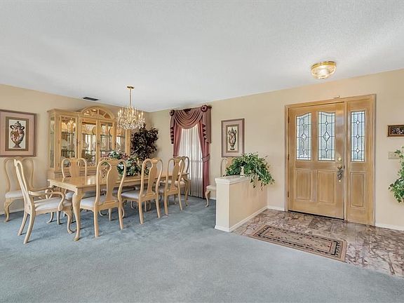 3rd image of 15104 Meadowlake St