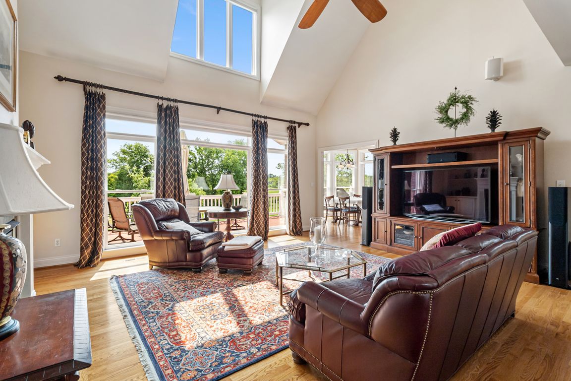 next background image