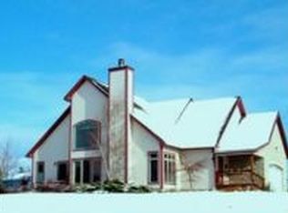 3844 Lorraine Dr, Petoskey, MI 49770