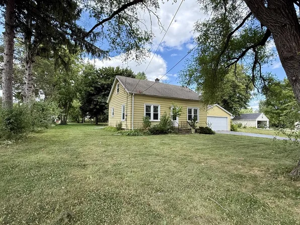 2400 90th STREET, Sturtevant, WI 53177
