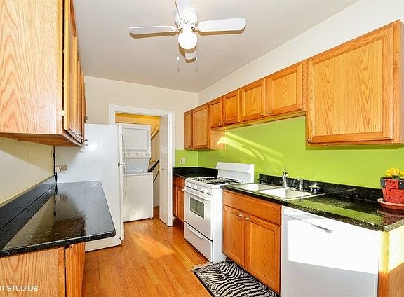 4th image of 816 S Maple Ave APT 1S