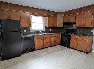 39 Zuella Dr APT B, Waterbury, CT 06704