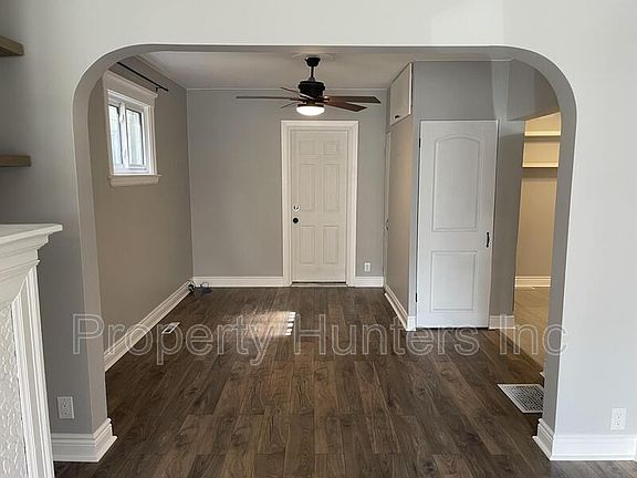 2nd image of 693 Moy Ave Unit 1