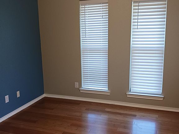 1st bedroom