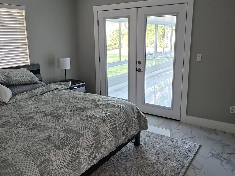 Fernwood Ln — Photo 15