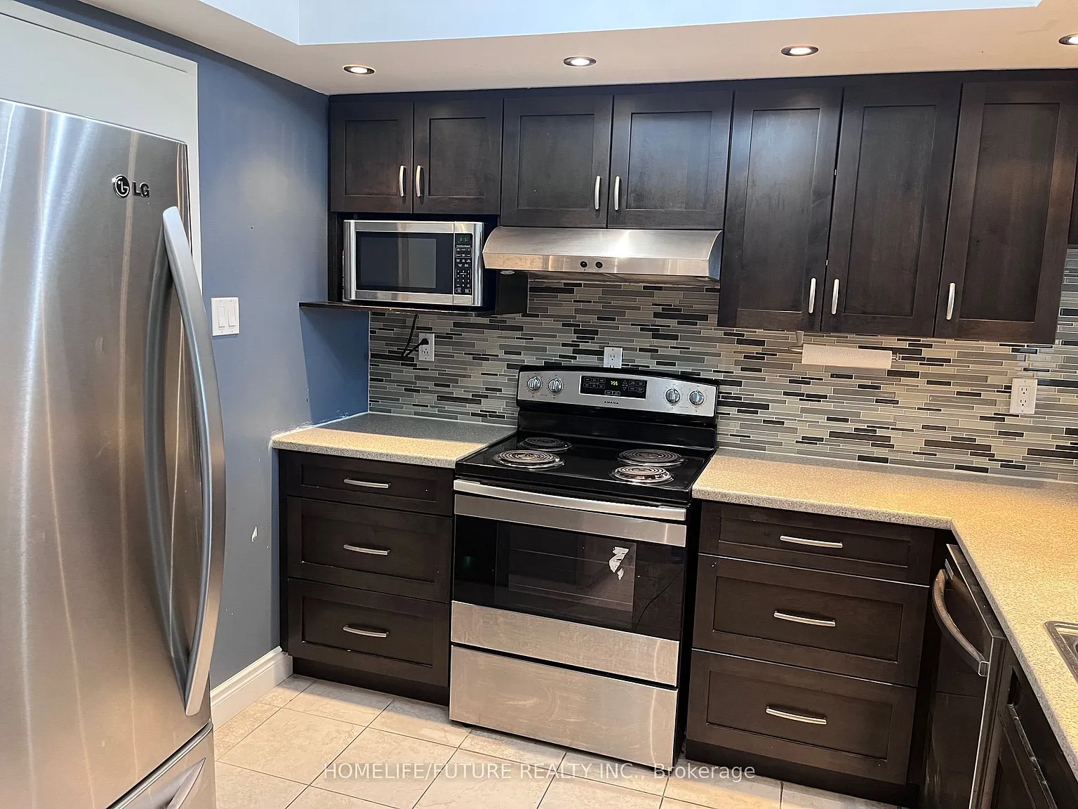 3 bed, $2,850 — Photo 3