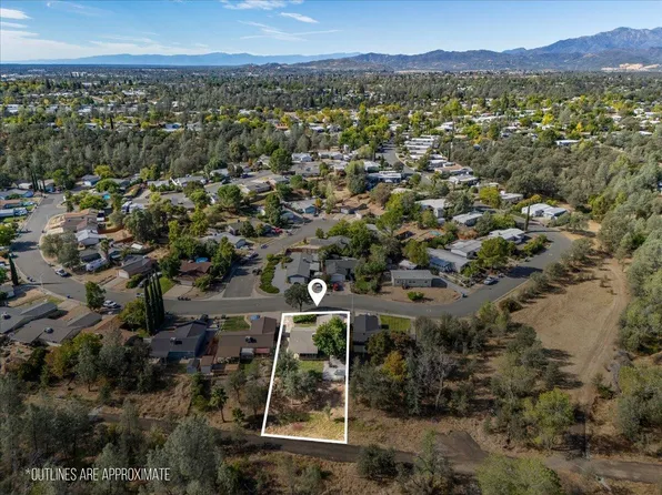 1210 Jaxon Way, Redding, CA 96003