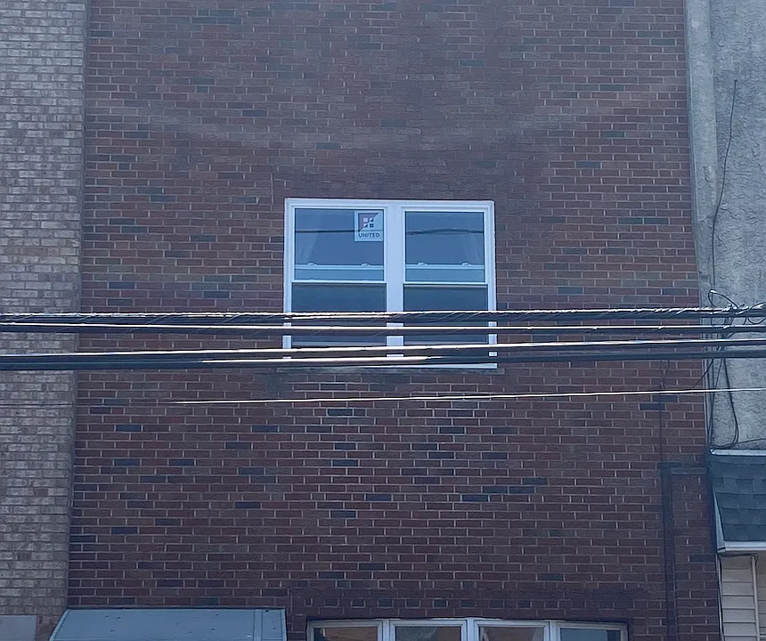 1422 W Porter St