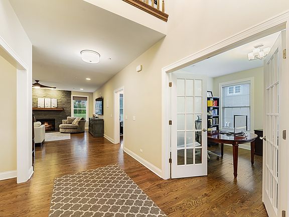 4th image of 2250 Thorntree Ln