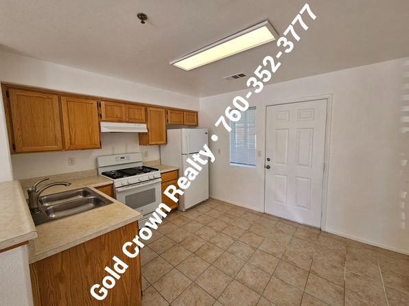 1770 W Evan Hewes Hwy #G