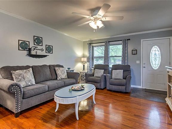 3rd image of 8409 NE 56th St