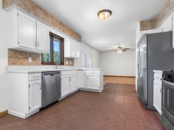 4th image of 4855 Antioch Dr