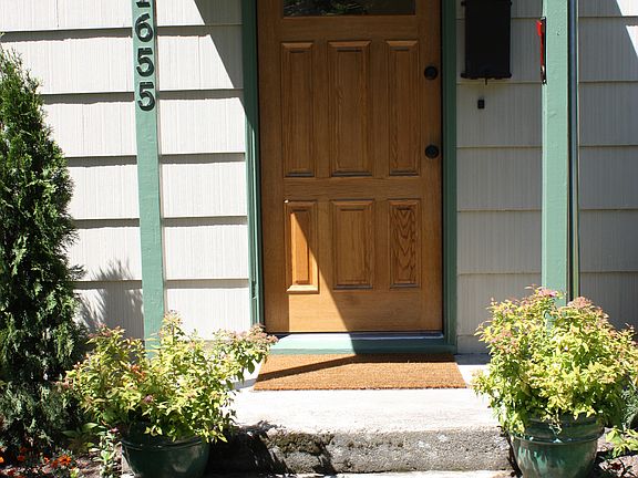 2nd image of 1655 Parker St