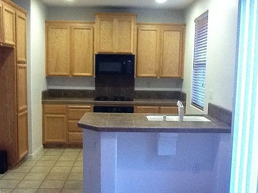 1st image of 3041 Staysail St