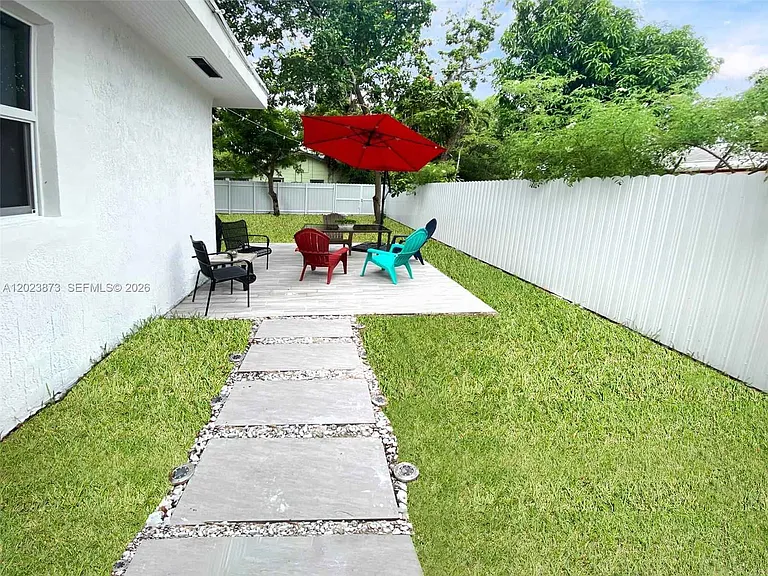 4727 NW 5th Ave — Photo 26