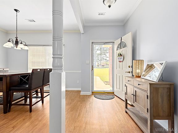 3rd image of 340 Enzor Rd