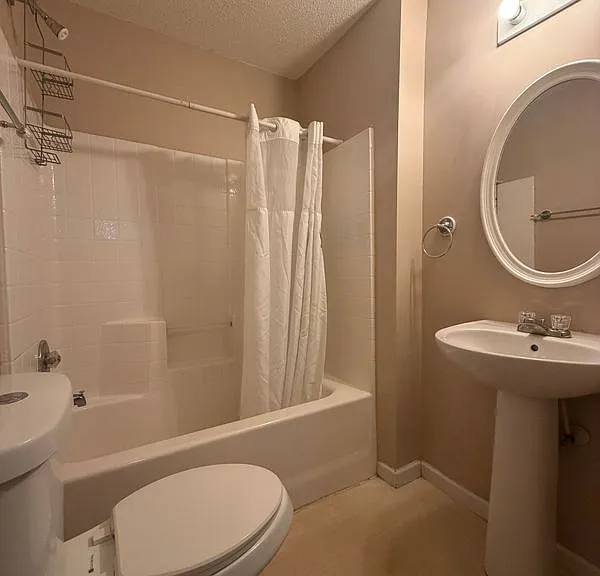 4951 Martin Farms Rd #B — Photo 2
