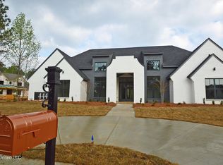 444 W Oak Cir, Madison, MS 39110