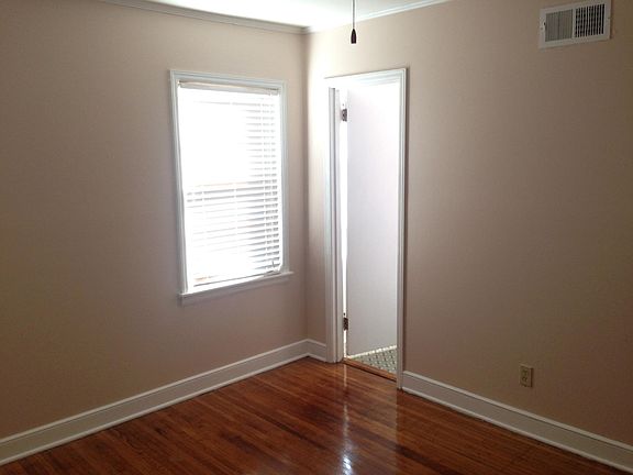 5th image of 4693 Owen Ave
