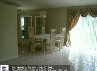 9918 Moss Pond Dr, Boca Raton, FL 33496