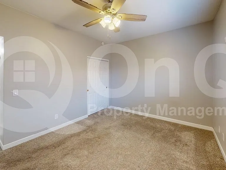 1949 N Swan Rd #29 — Photo 10