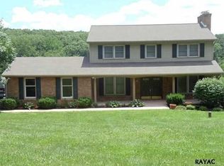 1230 Cherry Orchard Rd, Dover, PA 17315