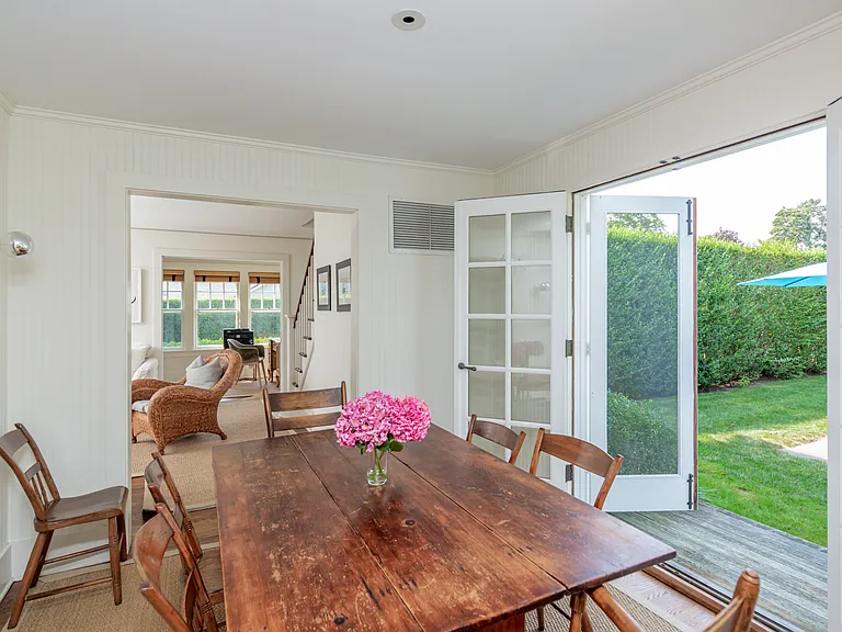 40 McGuirk St — Photo 12