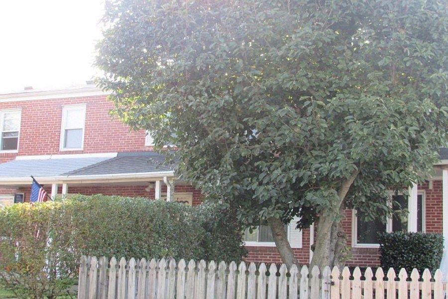 2nd image of 1751 Yakona Rd