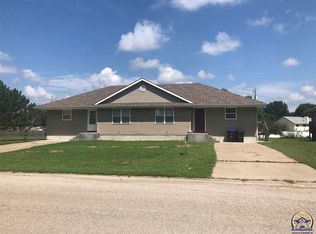 110 Sage St #5, Silver Lake, KS 66539