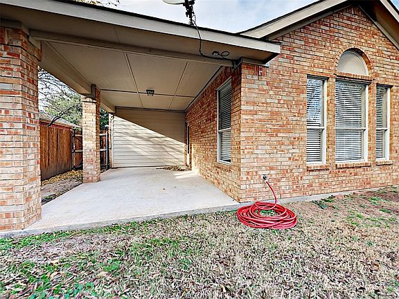 3rd image of 1101 Hillwood Dr