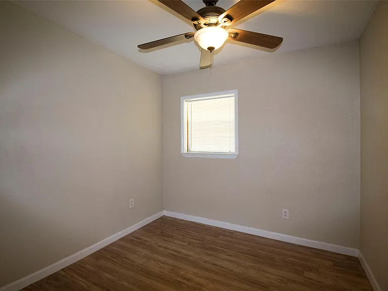 20 White Oak Dr #A — Photo 18