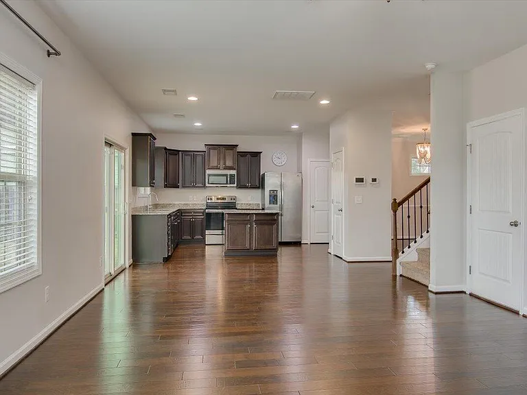 173 Tahoe Dr — Photo 10