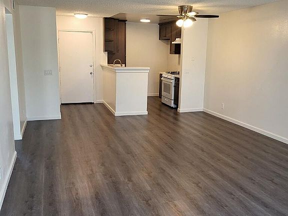 2nd image of 2925 E 7th St #405