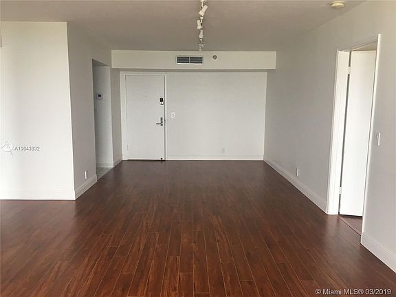 3rd image of 3300 NE 191st St APT 1704