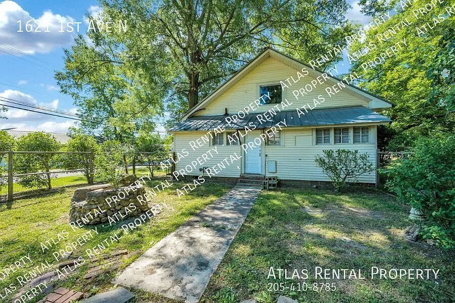3 Bedroom Pell City Beauty! — Photo 4