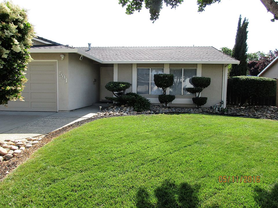 1st image of 591 Everglades Ln