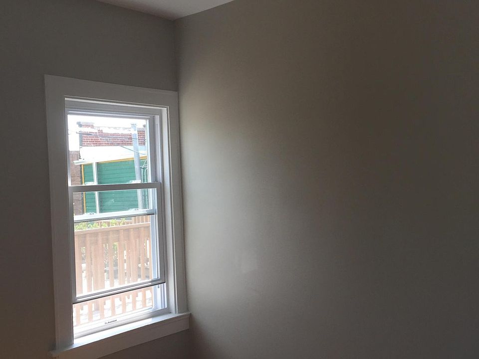 2nd image of 6030 Roosevelt Rd